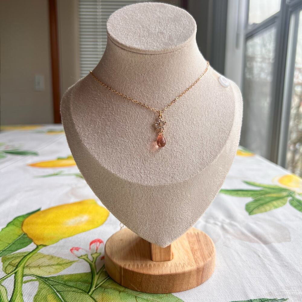 Peach Colored Czech Glass Peach Flower Floral Blossom Daisy Cottagecore Necklace